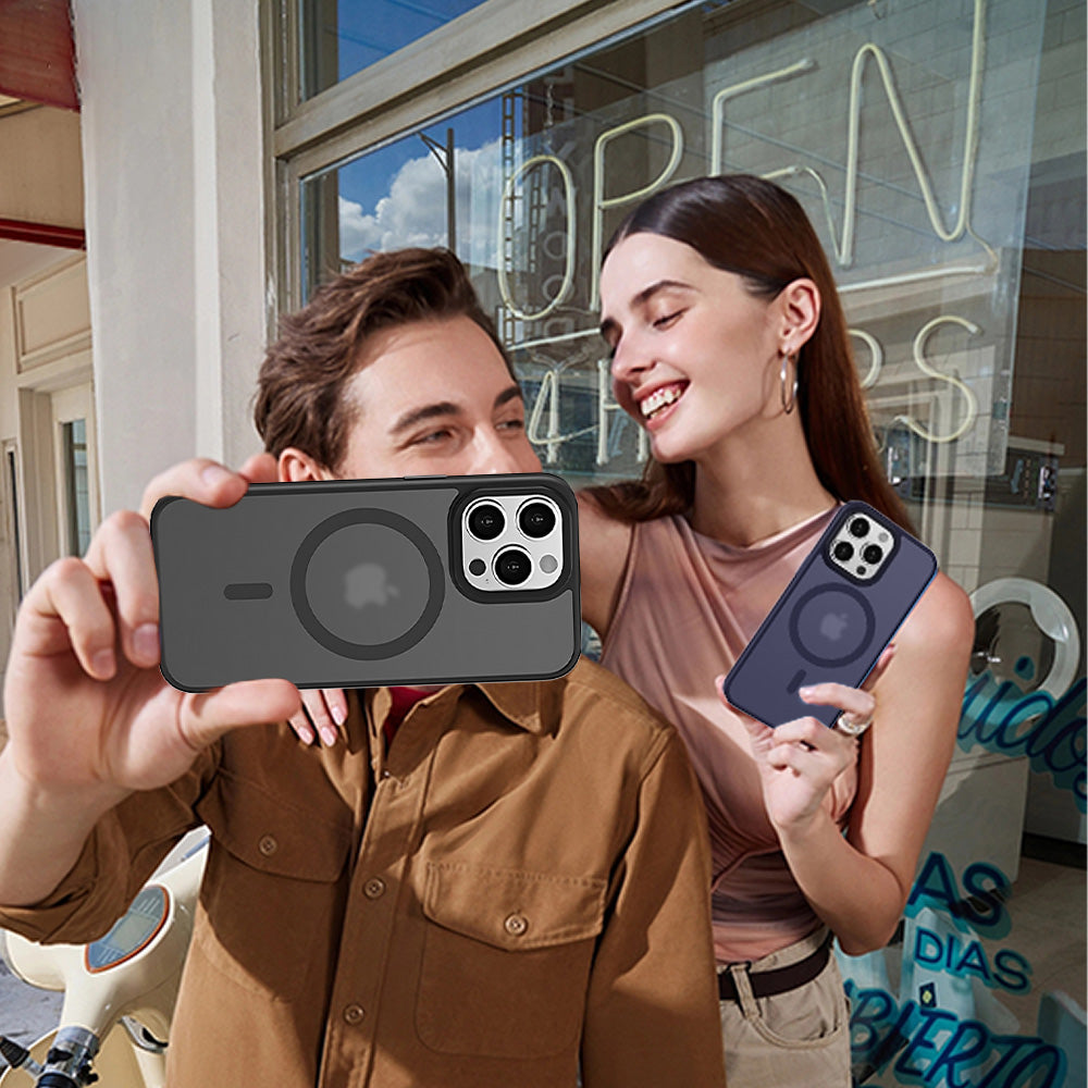 iPhone 16 Pro hoesje Transparant Mat Zwart MagSafe - iDenn