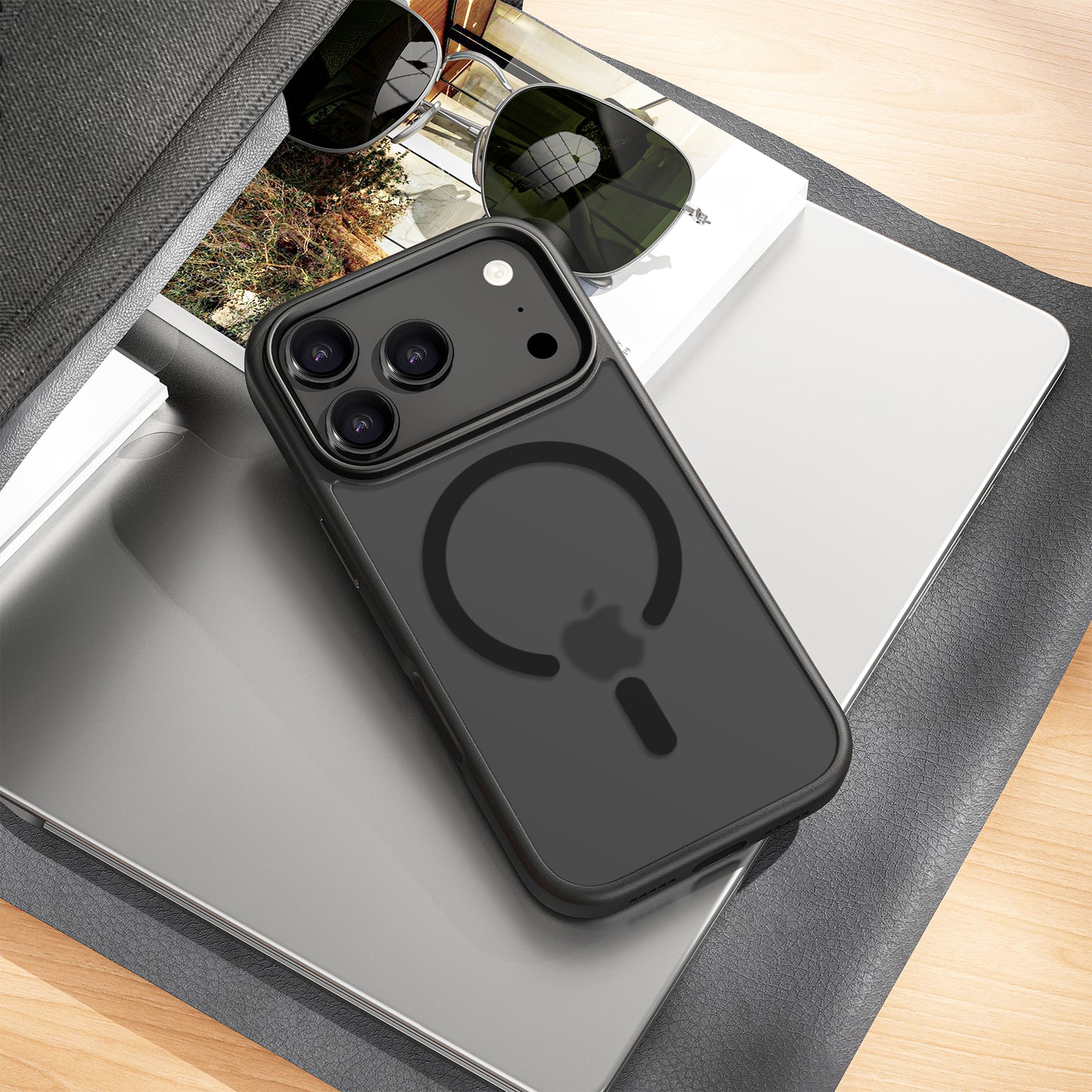 iPhone 17 Pro Max hoesje Transparant Mat Zwart MagSafe - iDenn
